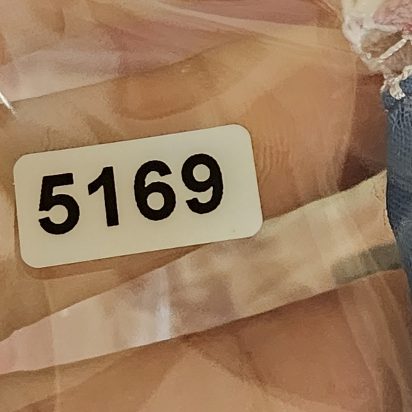 WOMEN'S Large Blue Floral Light Weight Scarf 37" x 39" - Picture 10 of 10